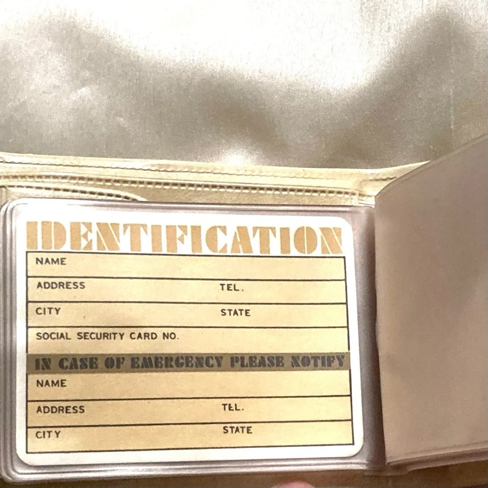 BARBIE Vintage NWOT 1978 Barbie Superstar Wallet Rare Collectible